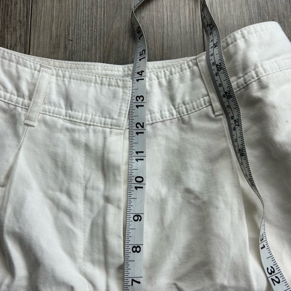Boden Linen Blend Carrie High Waist Shorts In‎ Ivory - Picture 4 of 9